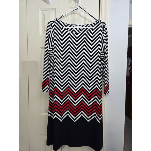 Chaus New York Chevron Print Dress L modern casual 3/4 Sleeves Comfortable & Sty - Picture 2 of 7